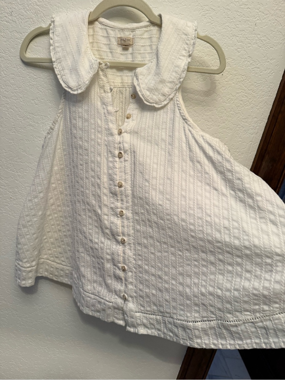 Anthropologie Puleo Cream Sleeveless Button-Front Swing Top w/Peter Pan Collar - Picture 2 of 5